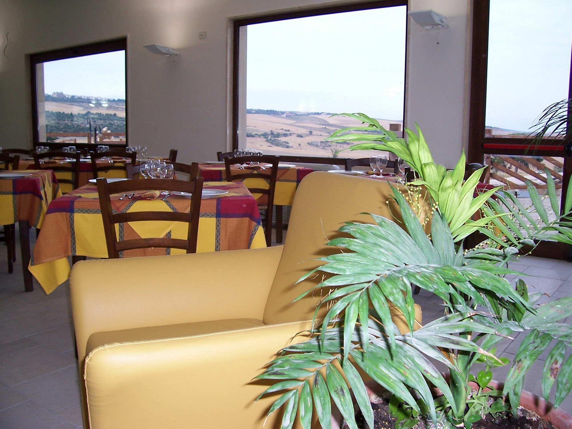 Agriturismo Terra Dei Sassi มาเตรา ภายนอก รูปภาพ